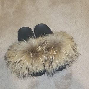 Fur slides womans brown size 9